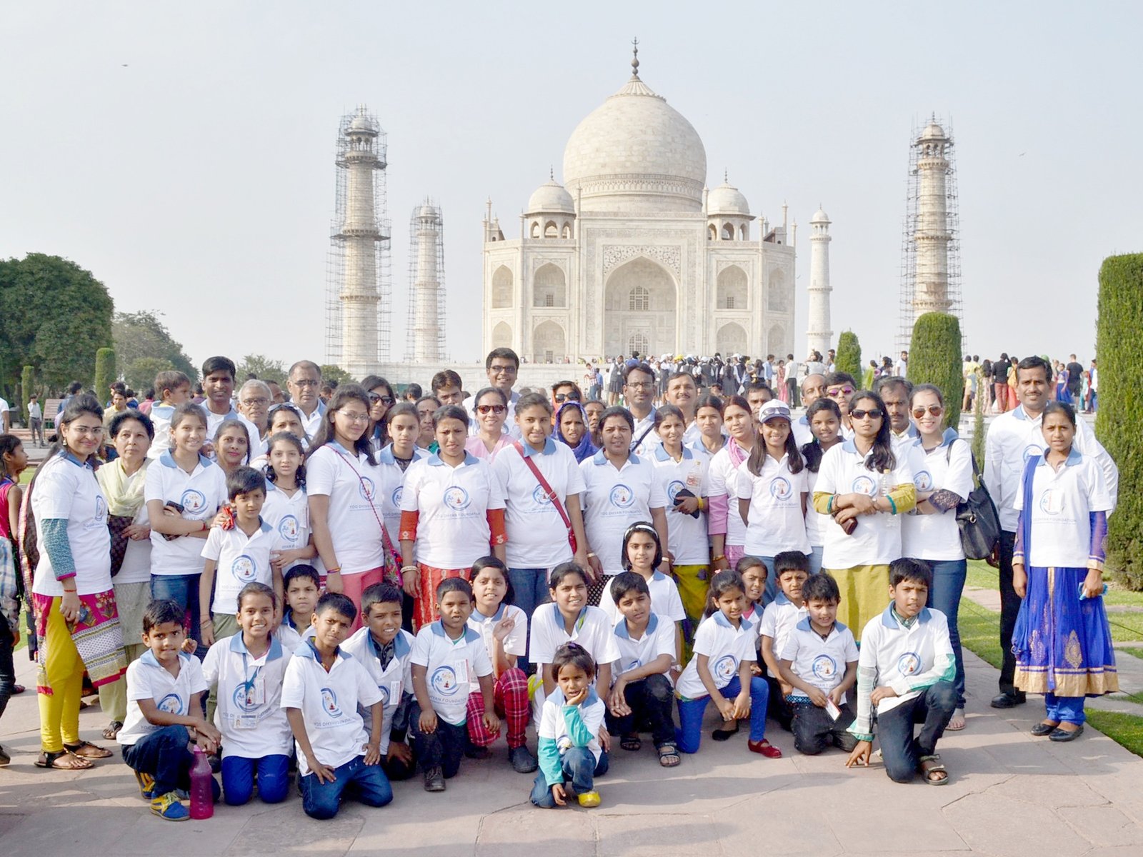 Agra Taj Picnic (1)